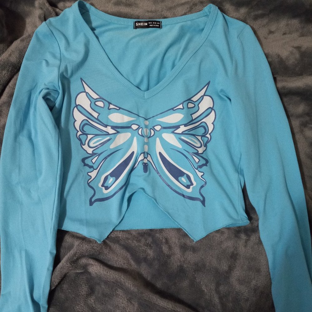 $5 SALE!!! Blue asymmetrical butterfly print crop top